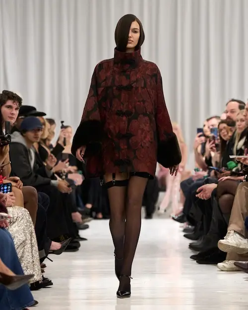 Christian Cowan Turns Intimacy into Spectacle for Fall/Winter 2026 Christian Cowan Turns Intimacy into Spectacle for Fall/Winter 2026