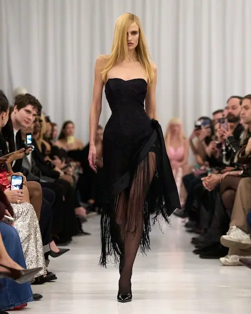 Christian Cowan Turns Intimacy into Spectacle for Fall/Winter 2026 Christian Cowan Turns Intimacy into Spectacle for Fall/Winter 2026