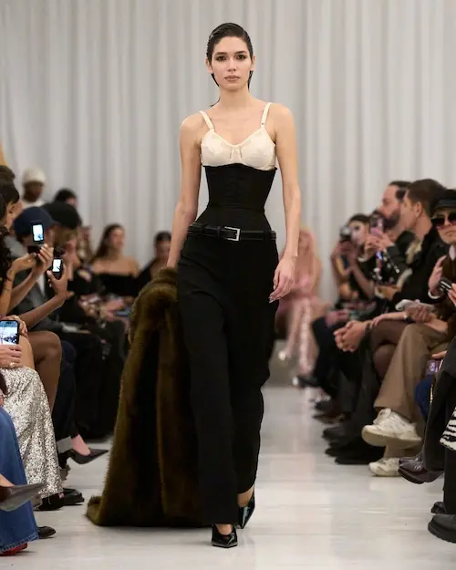 Christian Cowan Turns Intimacy into Spectacle for Fall/Winter 2026 Christian Cowan Turns Intimacy into Spectacle for Fall/Winter 2026