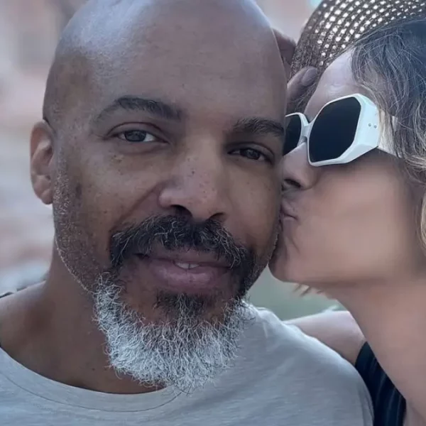 Van Hunt and Halle Berry are engaged